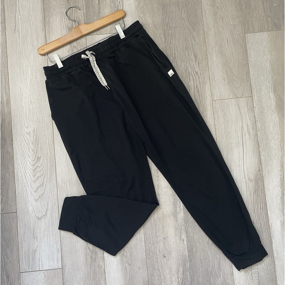 Vuori Performance Joggers Sweatpants womens Black (large) athleisure lounge gym